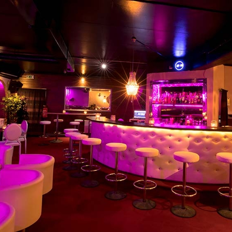 Club Paradiso — 6033 Buchrain