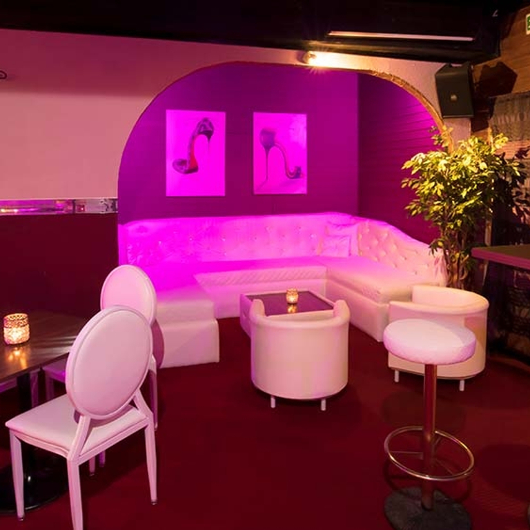 Club Paradiso — 6033 Buchrain