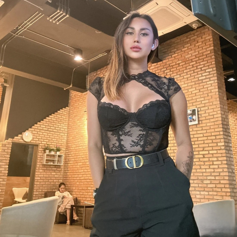 TS Thai Similan - Big Boobs &🍆