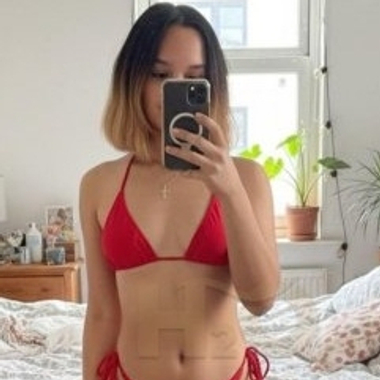 Anna - atmospherically sexy