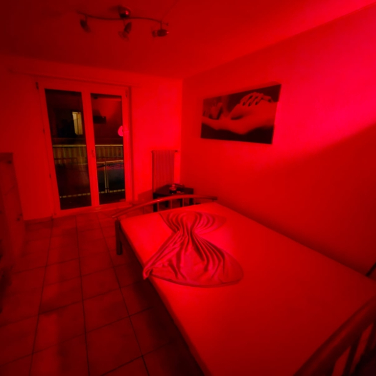 🔴 Studio Anel ⭕  Ɑ͞ ̶͞ ̶͞ ̶͞ لں͞  （ ͜.人 ͜.）😋 — 5745 Safenwil