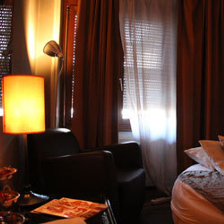 TEMPELGIRLS — 4055 Basel