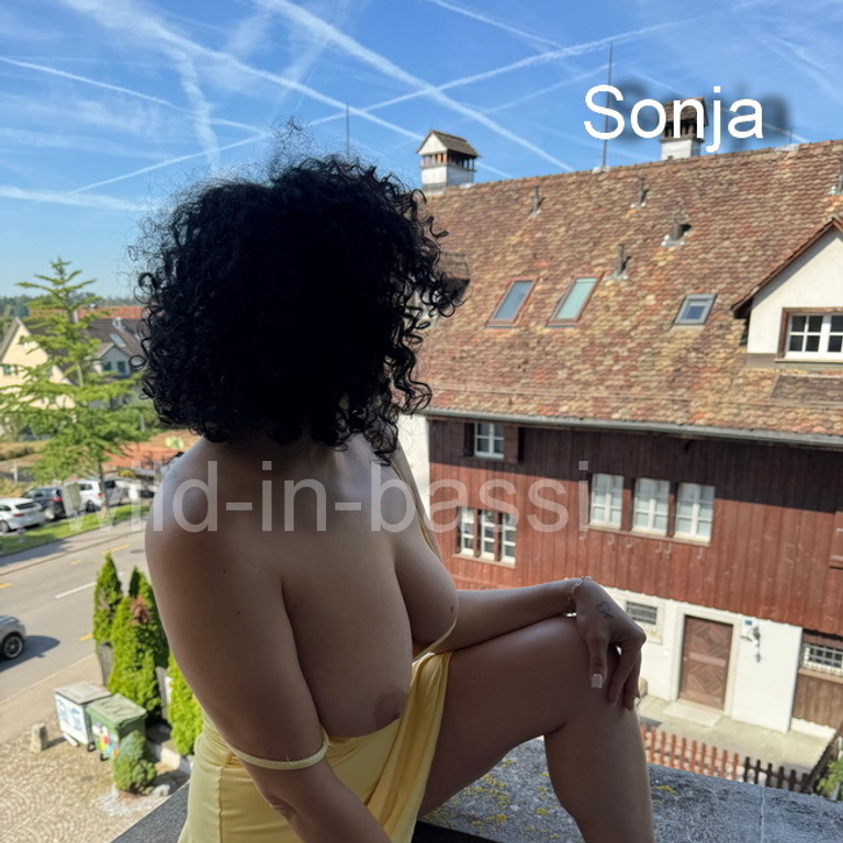 Sonja - Schmusig-versaut!