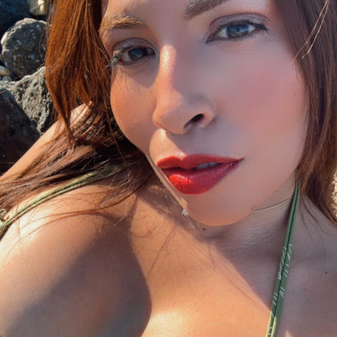 Samanta - Latina Power