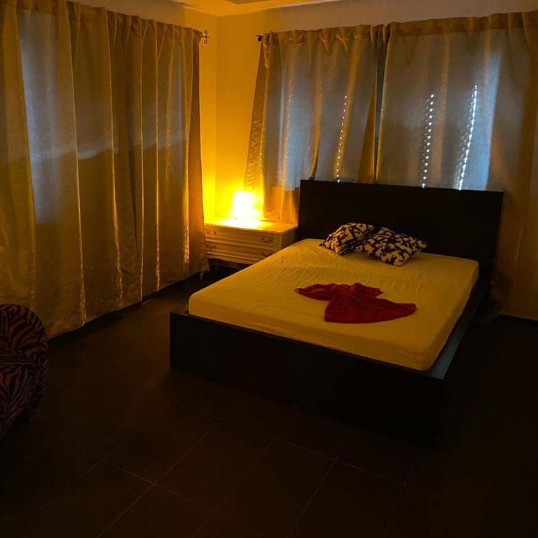 Studio 70 Chicas Latinas — 6032 Emmen (Waldibrücke)