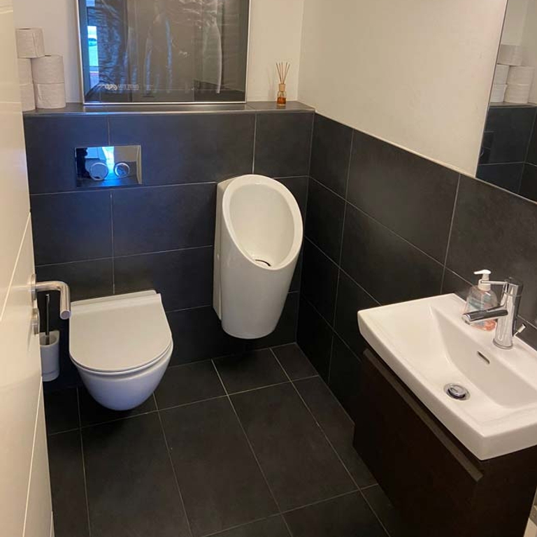 Studio 70 Chicas Latinas — 6032 Emmen (Waldibrücke)