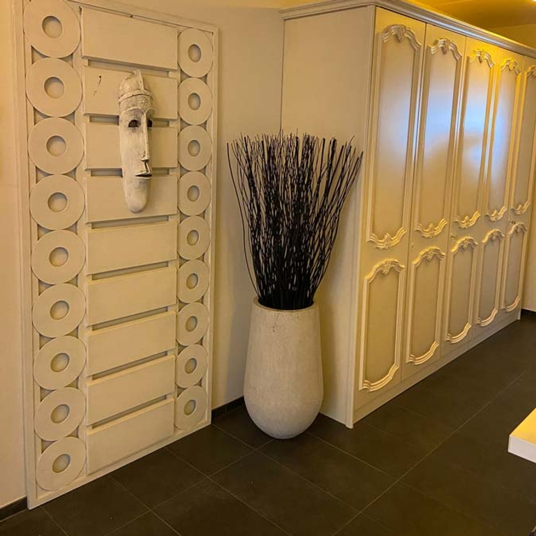 Studio 70 Chicas Latinas — 6032 Emmen (Waldibrücke)