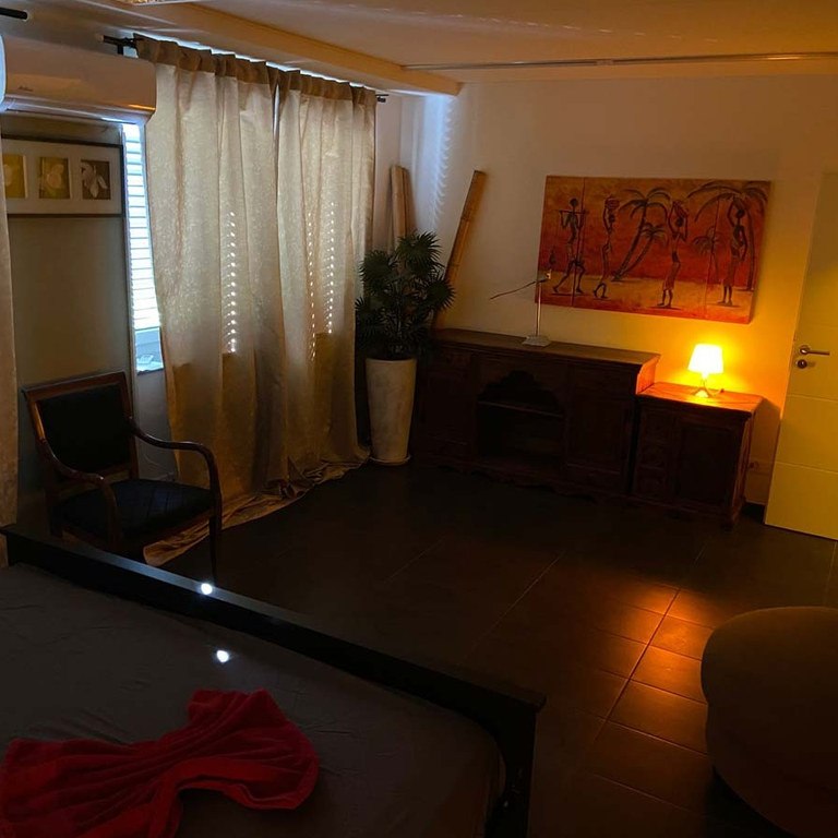 Studio 70 Chicas Latinas — 6032 Emmen (Waldibrücke)