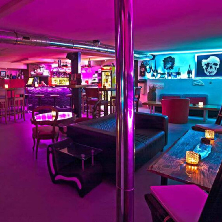 Jägerbar - Kontaktbar — 6423 Seewen