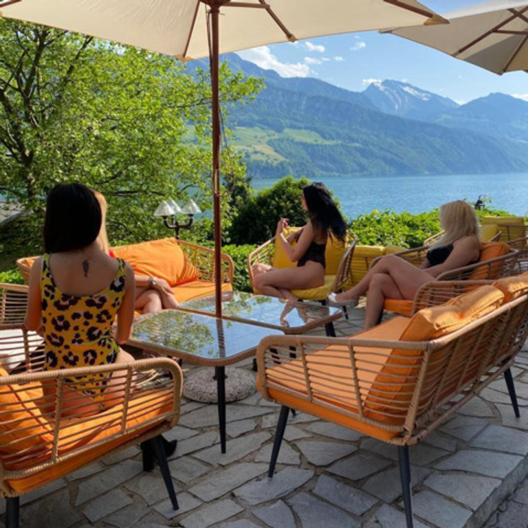 KONTAKTBAR CASTELLO — 6440 Brunnen