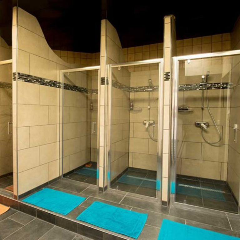 KONTAKTBAR CASTELLO — 6440 Brunnen