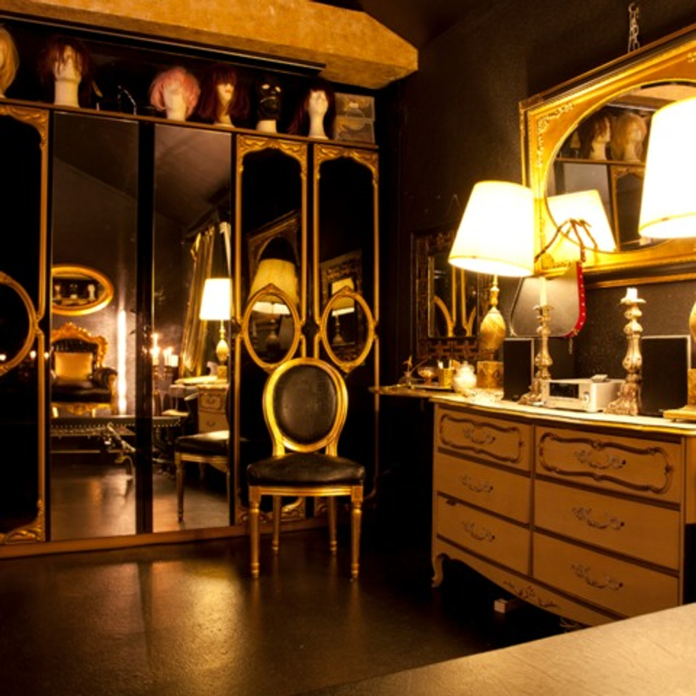 Lana Andersson - SM/Fetisch und Bizarr-Haus — 8134 Adliswil