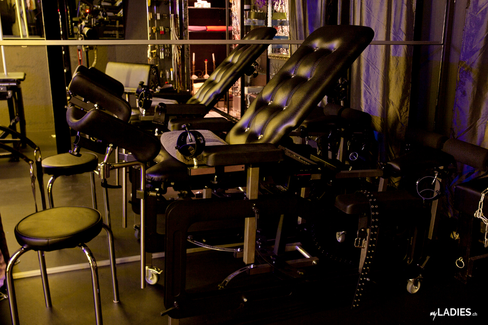 Lana Andersson - SM/Fetisch und Bizarr-Haus / Bild 9