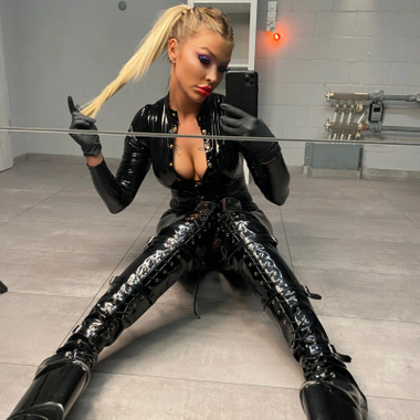 Domina di alta classe Scorpia - Mistress d'élite