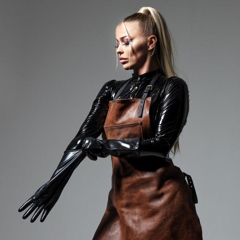 High-Class Domina Scorpia - Elite Mistress