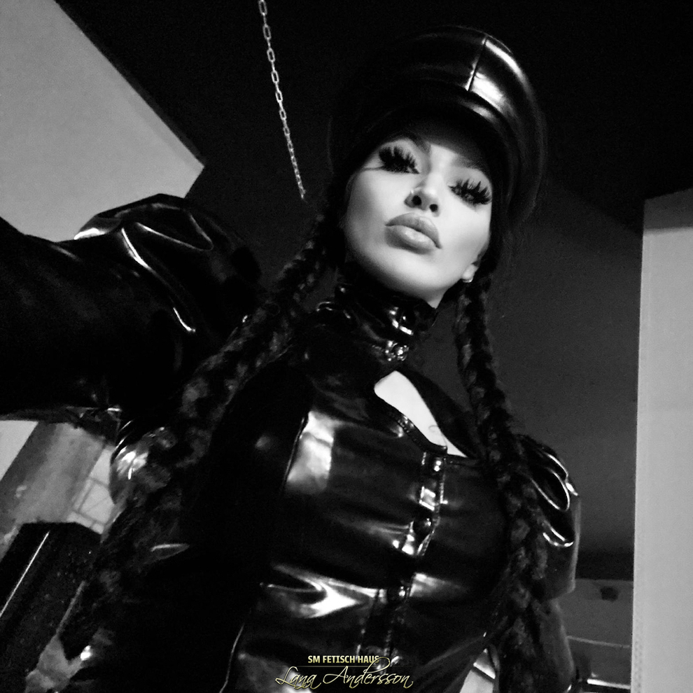 Image #11 from High-Class Domina Scorpia