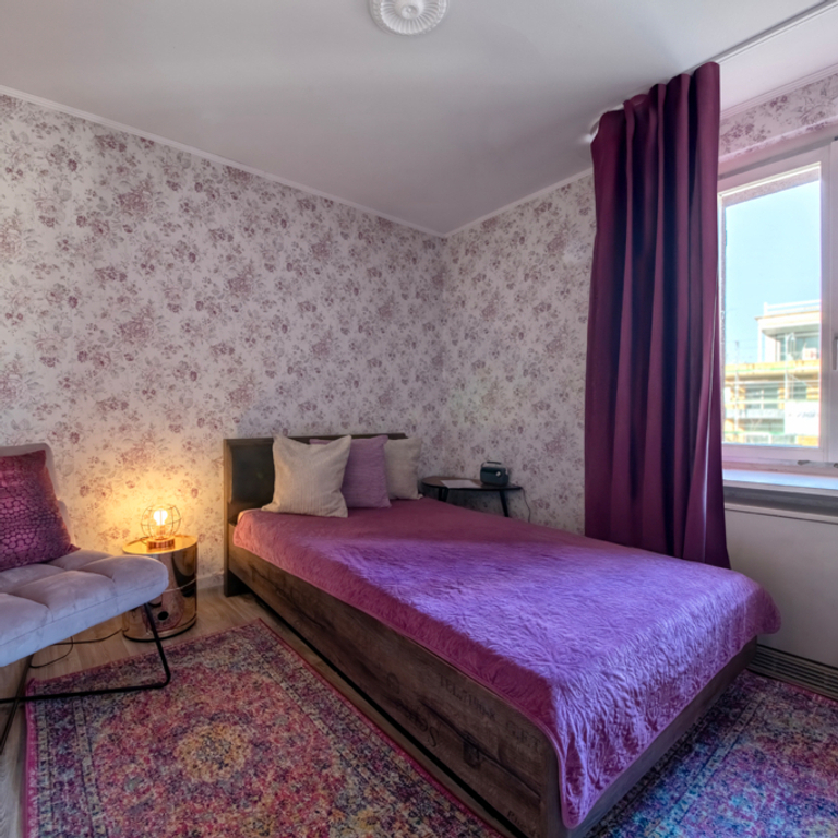 Lollis — 5330 Bad Zurzach