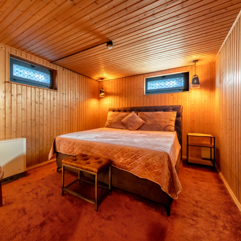 Lollis — 5330 Bad Zurzach