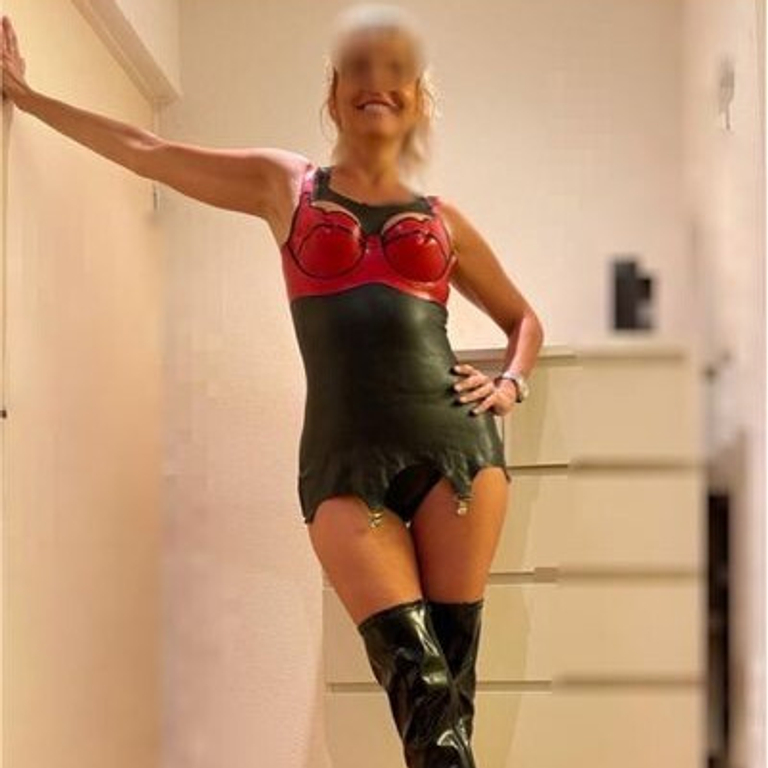 Lady Wendy - Konsequente Domina