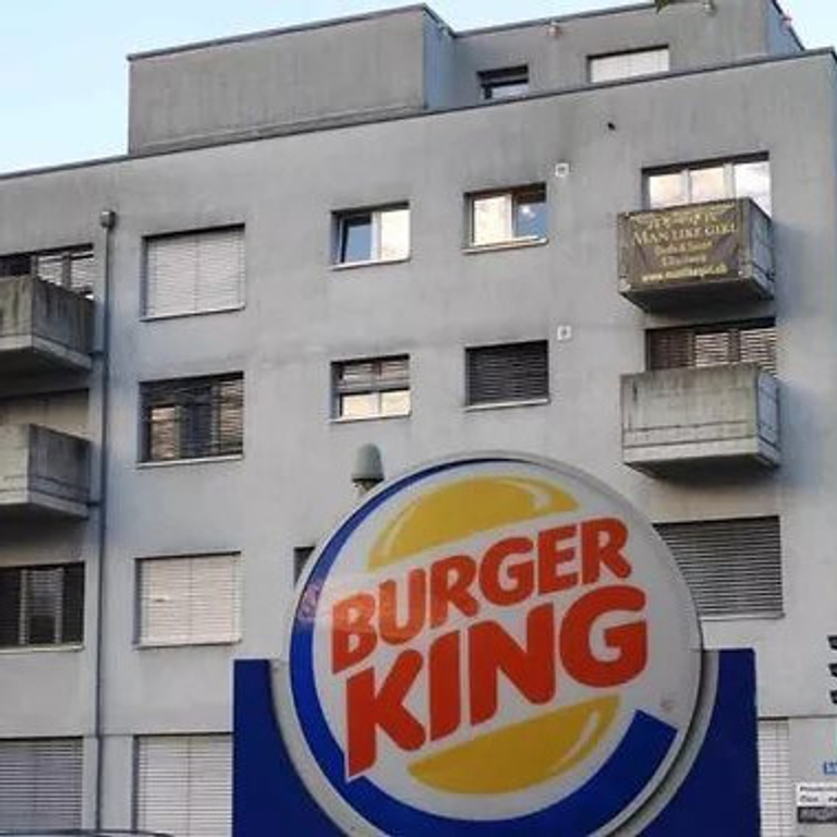 MAN LIKE GIRL — 8406 Winterthur