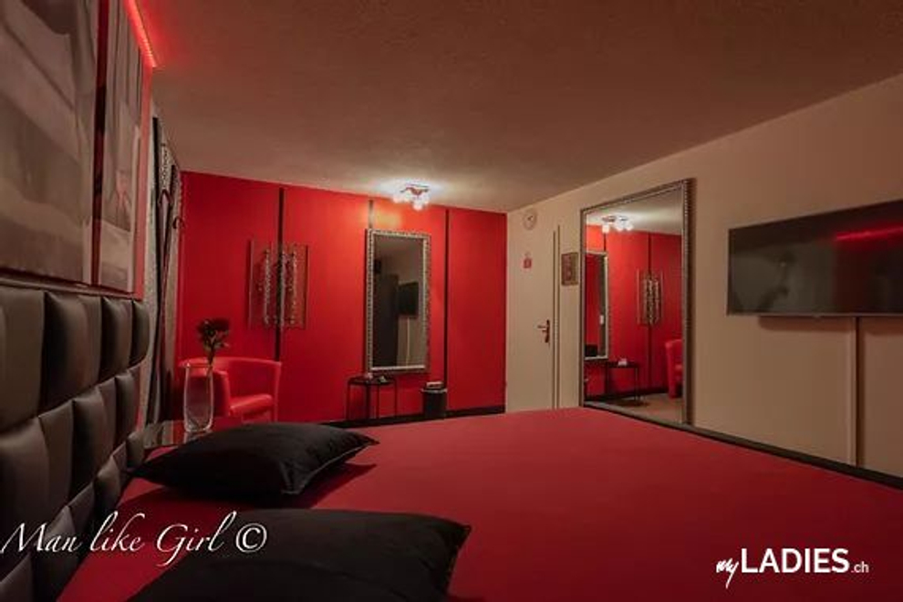 MAN LIKE GIRL / Bild 13