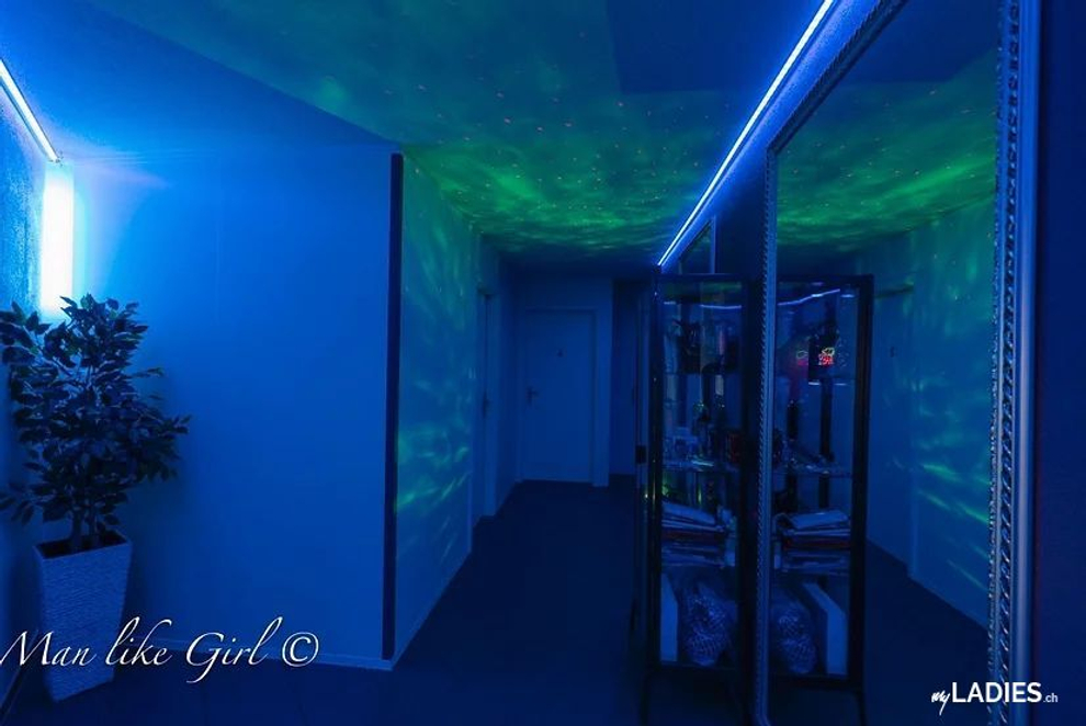 Job für Studio & Escort Girls / Bild 2