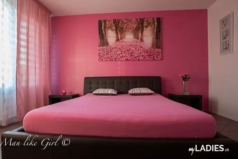 Job für Studio & Escort Girls / Bild 11