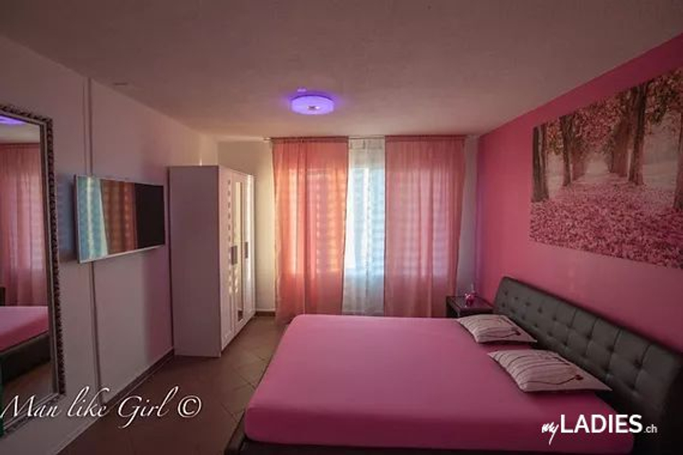 Job für Studio & Escort Girls / Bild 10