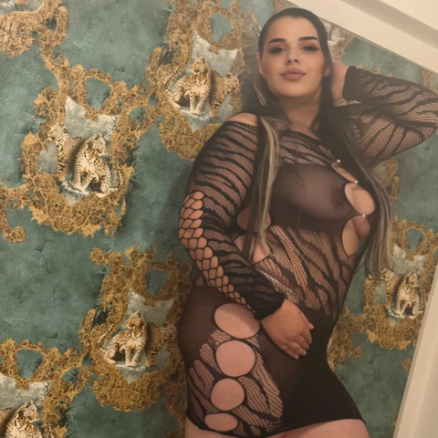 Rahel - mollig und geil