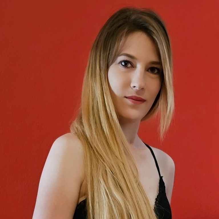 Niki - sexy Sonnenschein