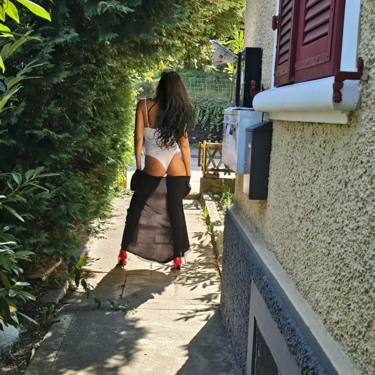 Linda - richtig geil ficken