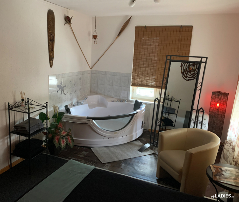 WE WANT YOU / Bild 6