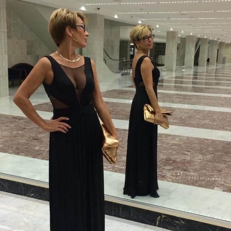 Lori - Versaute MILF Lady