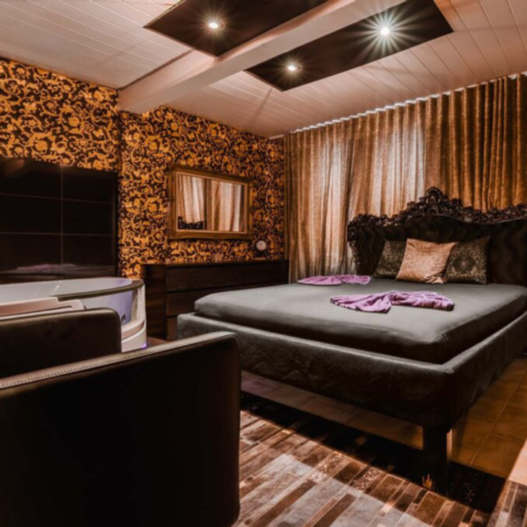 Enjoy & Pleasure — 6003 Luzern