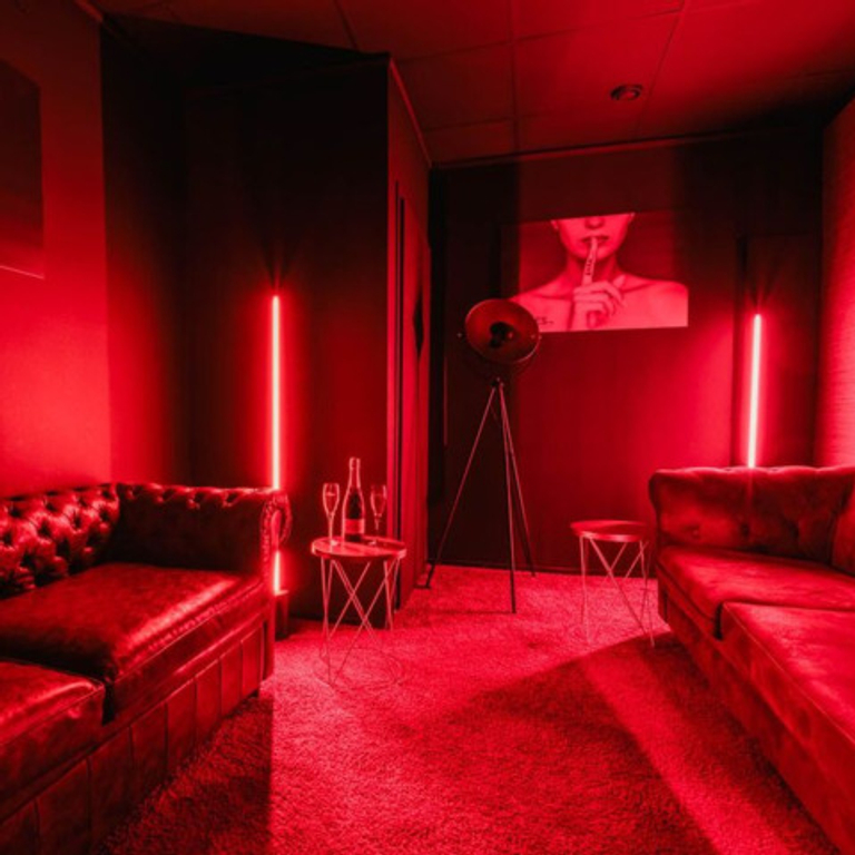 Seriöse, aufgeschlossene Frauen gesucht