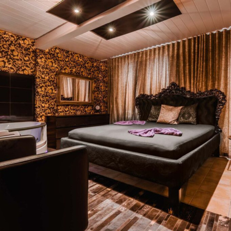 Seriöse, aufgeschlossene Frauen gesucht