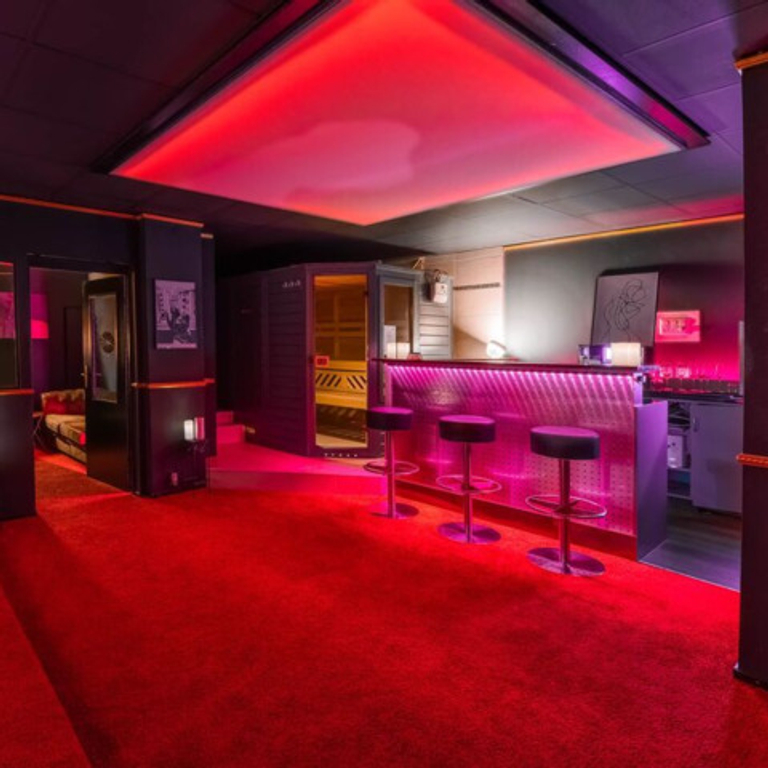 Seriöse, aufgeschlossene Frauen gesucht