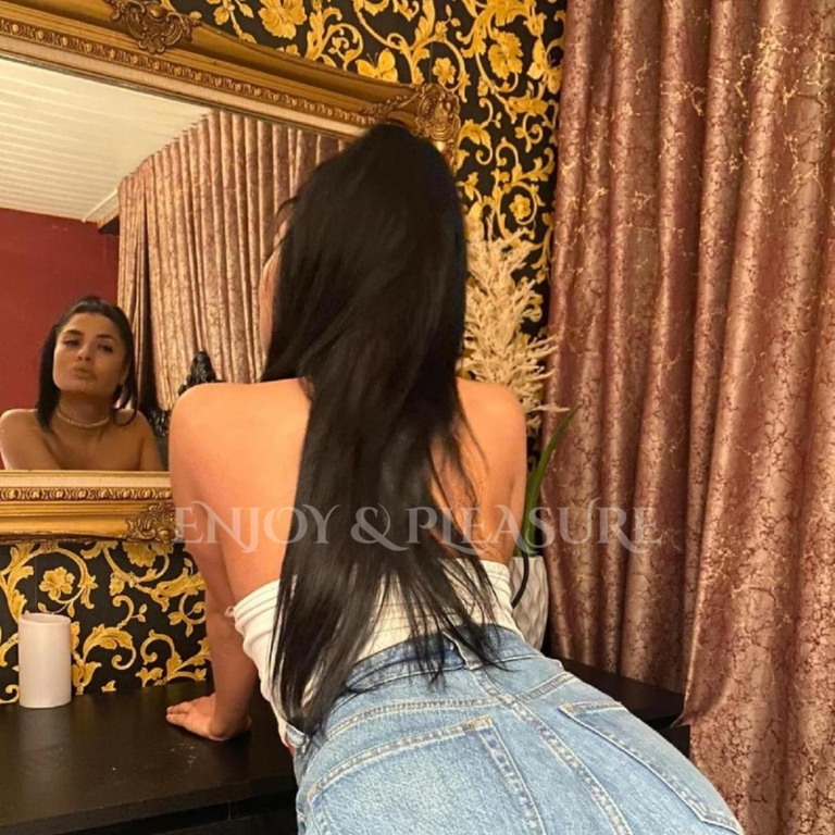 Jessy - im Enjoy & Pleasure