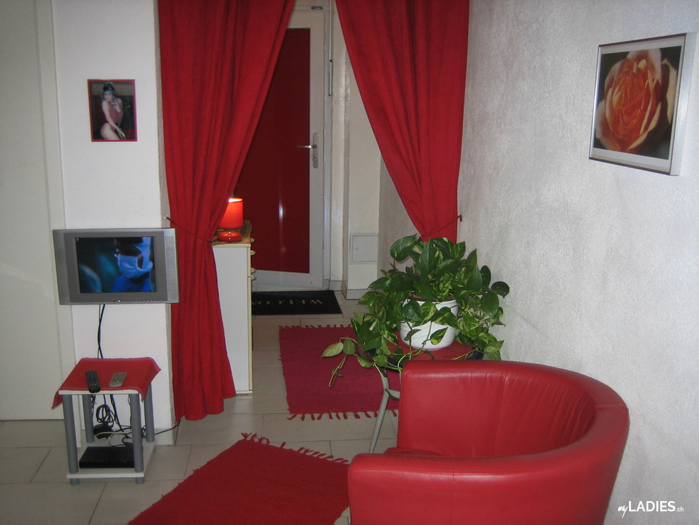 In Stadt Luzern Massage Zimmer zu vermieten privat, diskret, sauber / Bild 1