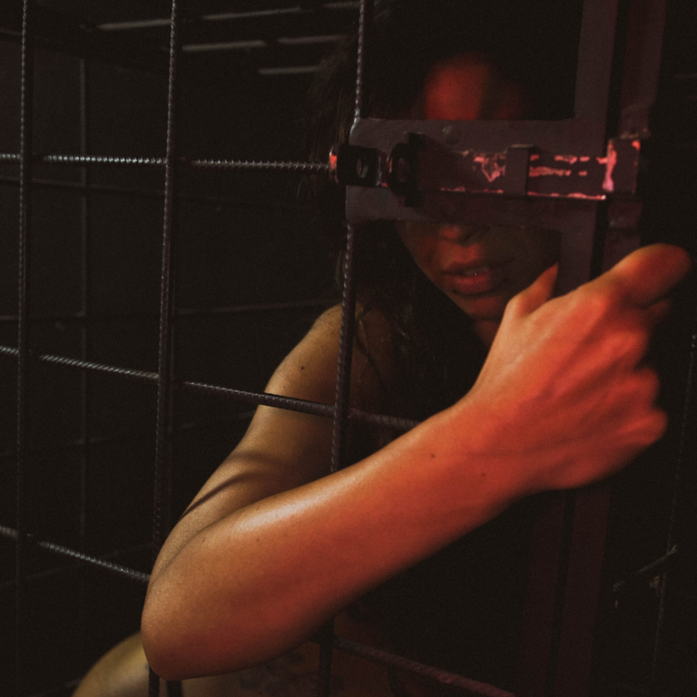 Lucy - auch als Sklavin