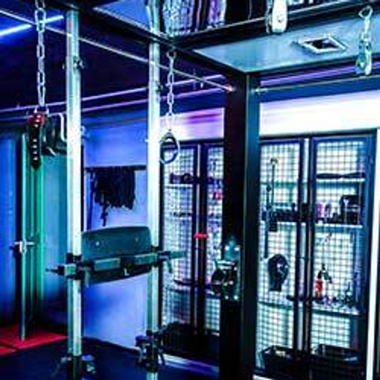 VILLA VIKTORIA — 4053 Basel