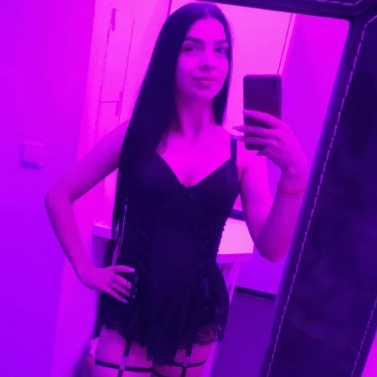 Miruna - will es anal