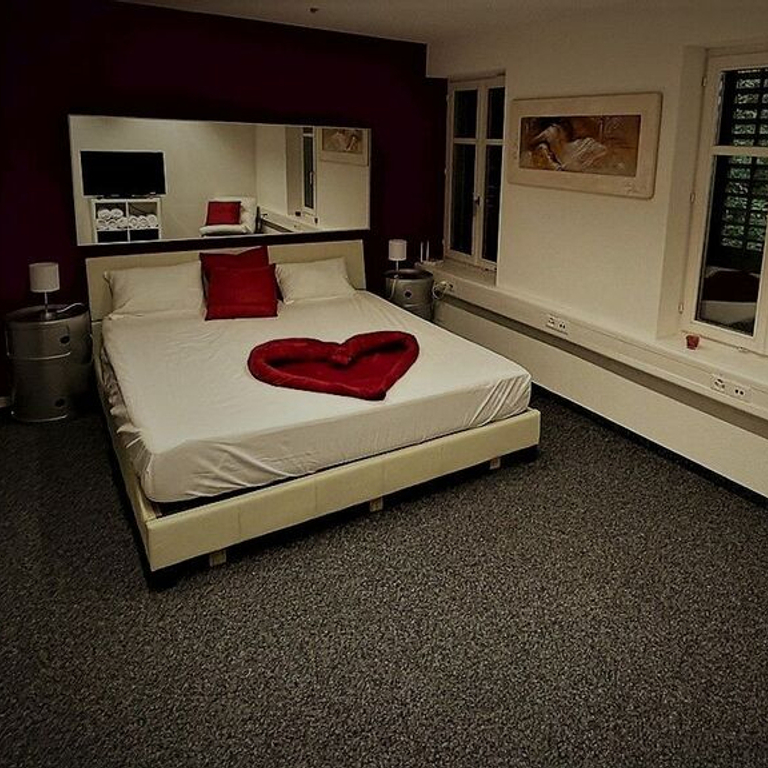 House of Sex — 8362 Bichelsee-Balterswil