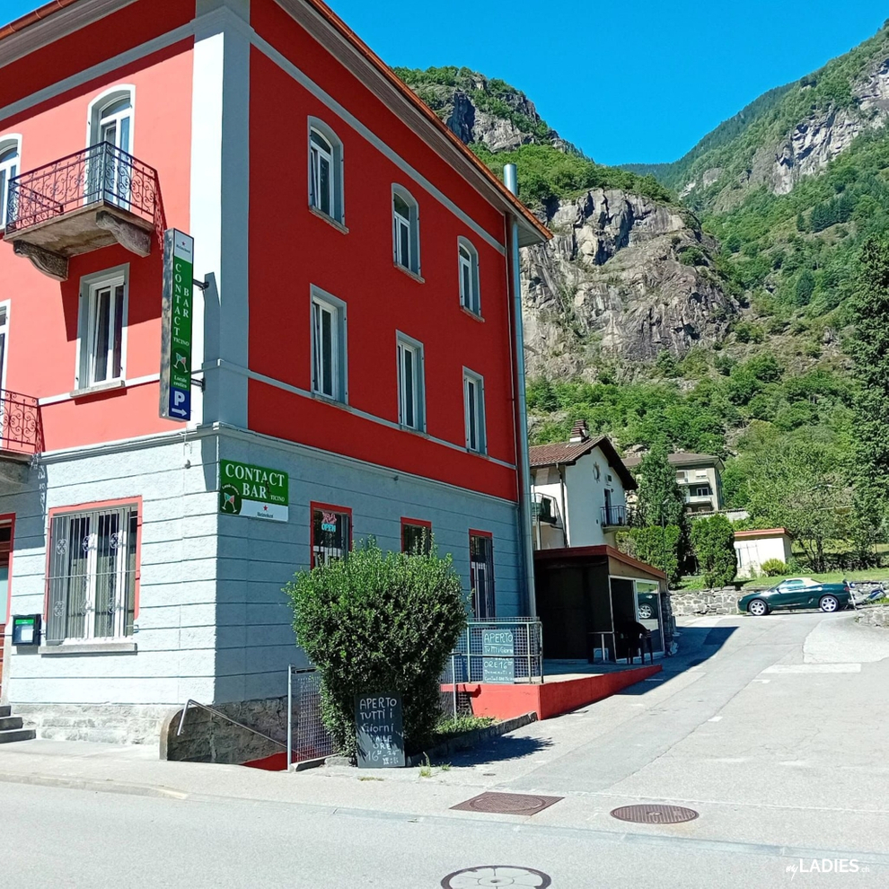 Contact Bar Ticino / Bild 13