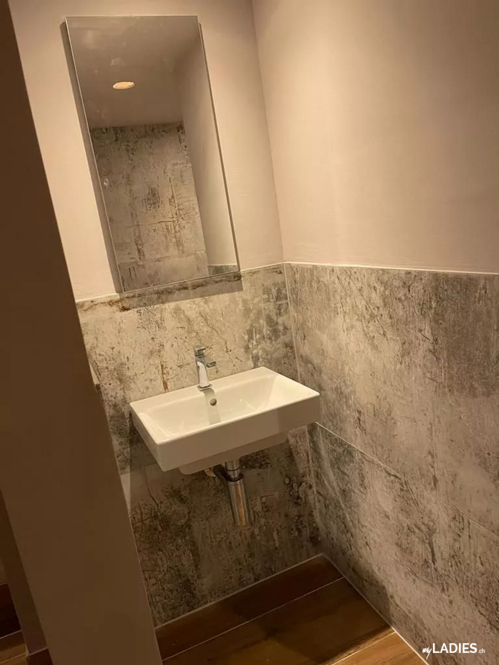 Contact Bar Ticino / Bild 9