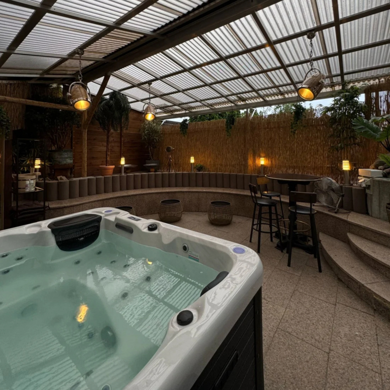 House of Gentlemen — 8102 Oberengstringen