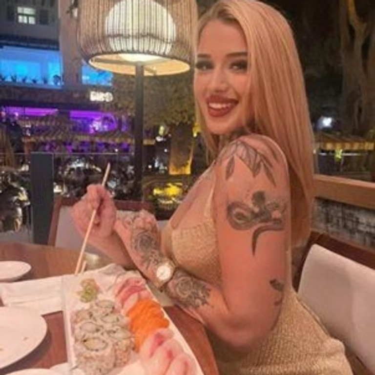 Sabrina - feuerige Lady💃