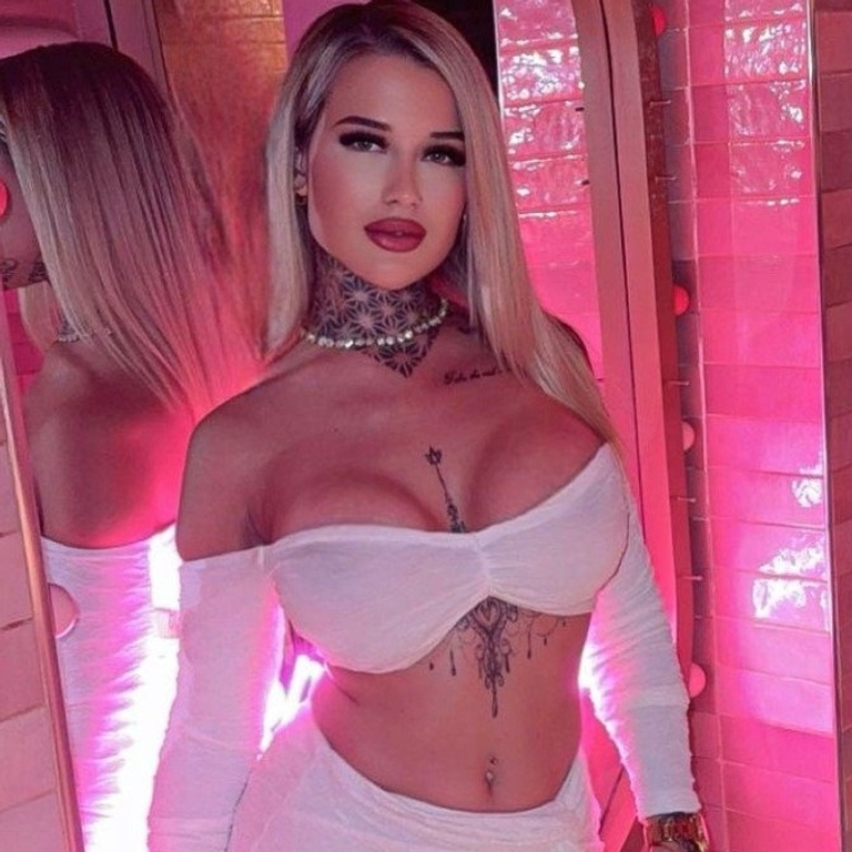 Sabrina - feuerige Lady💃