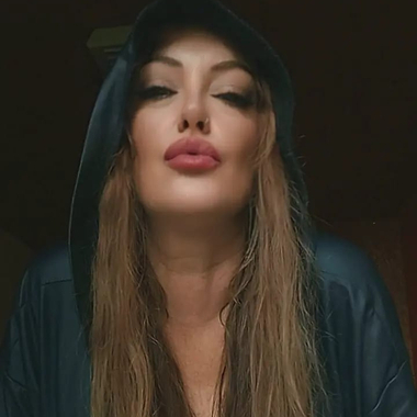 Claudia - mature sex grenade