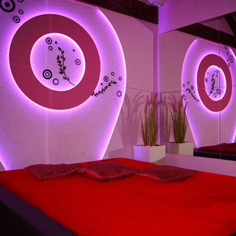 Club LaVie — 8535 Herdern